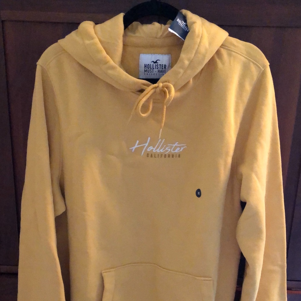 NWT yellow HOLLISTER hoodie sweatshirt size XL